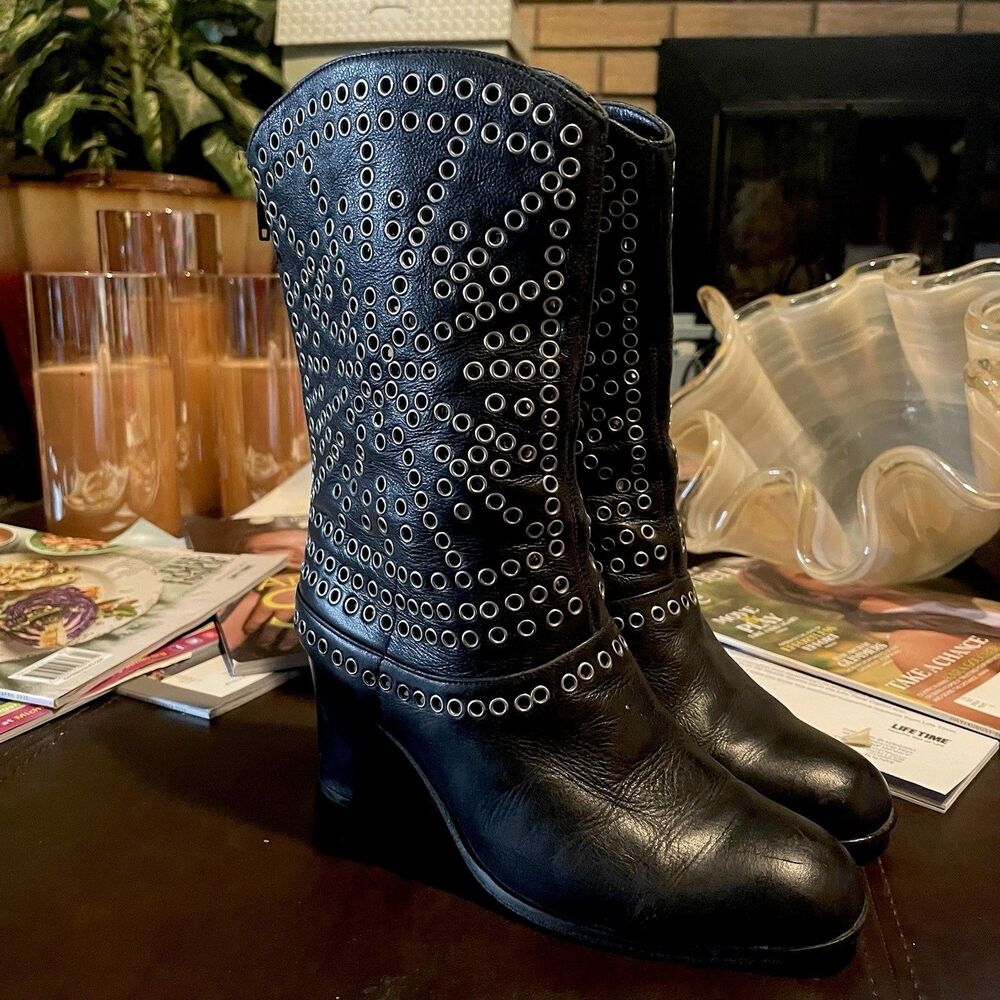 Vintage Women’s Size 7M Black Studded Western Leather Boots W/ Grommets 3" Heel